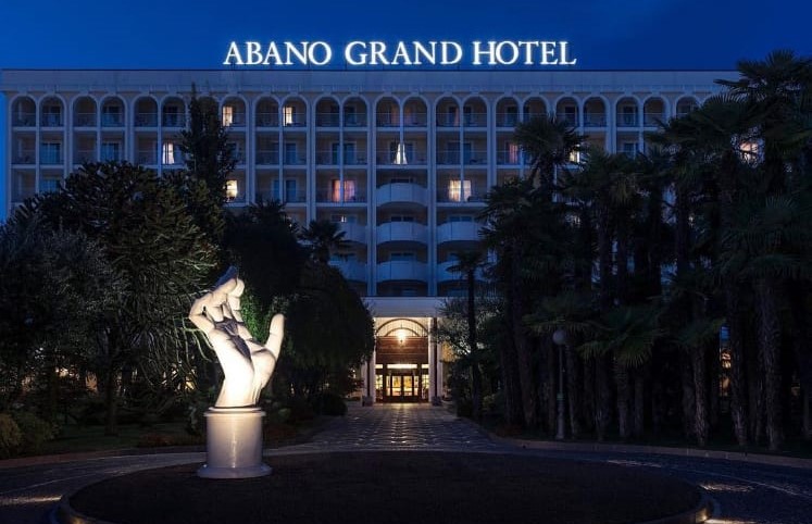 BABY MODEL PER GRAND HOTEL ABANO