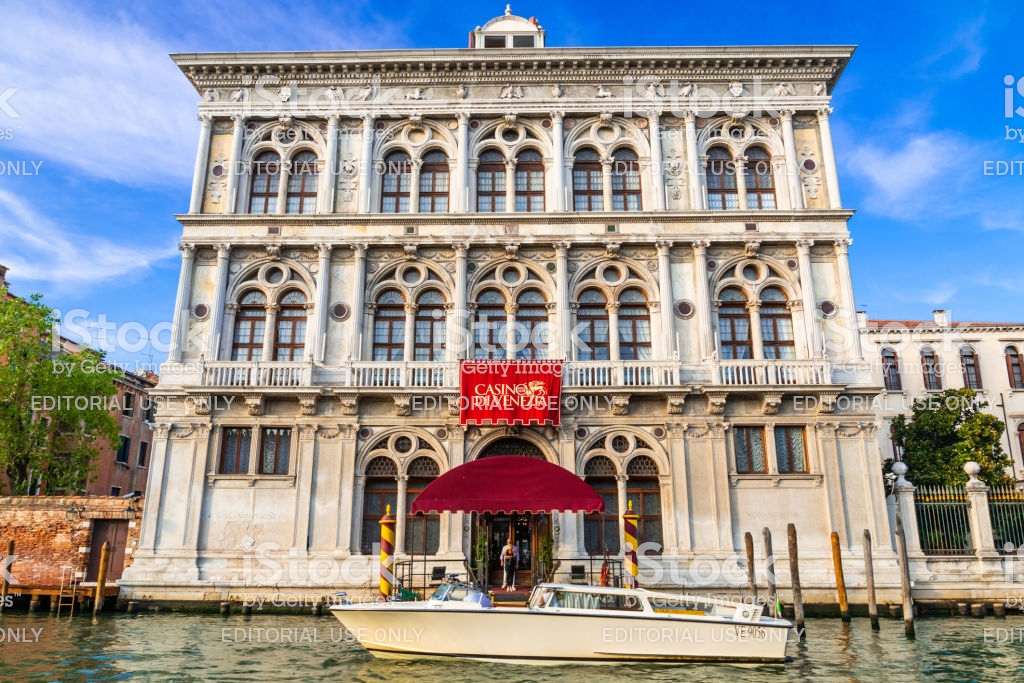 HOSTESS PER CASINO' DI VENEZIA