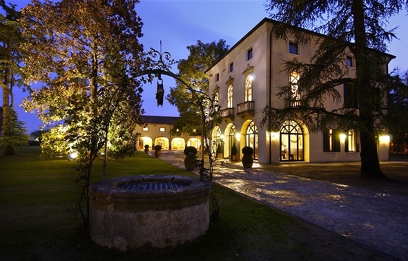 HOSTESS PER CONVEGNO A VILLA BORROMEO